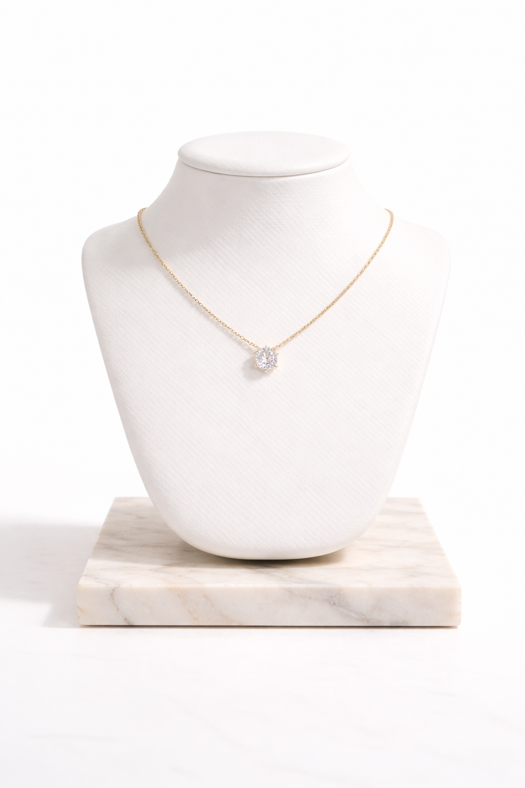 One Zirconia necklace